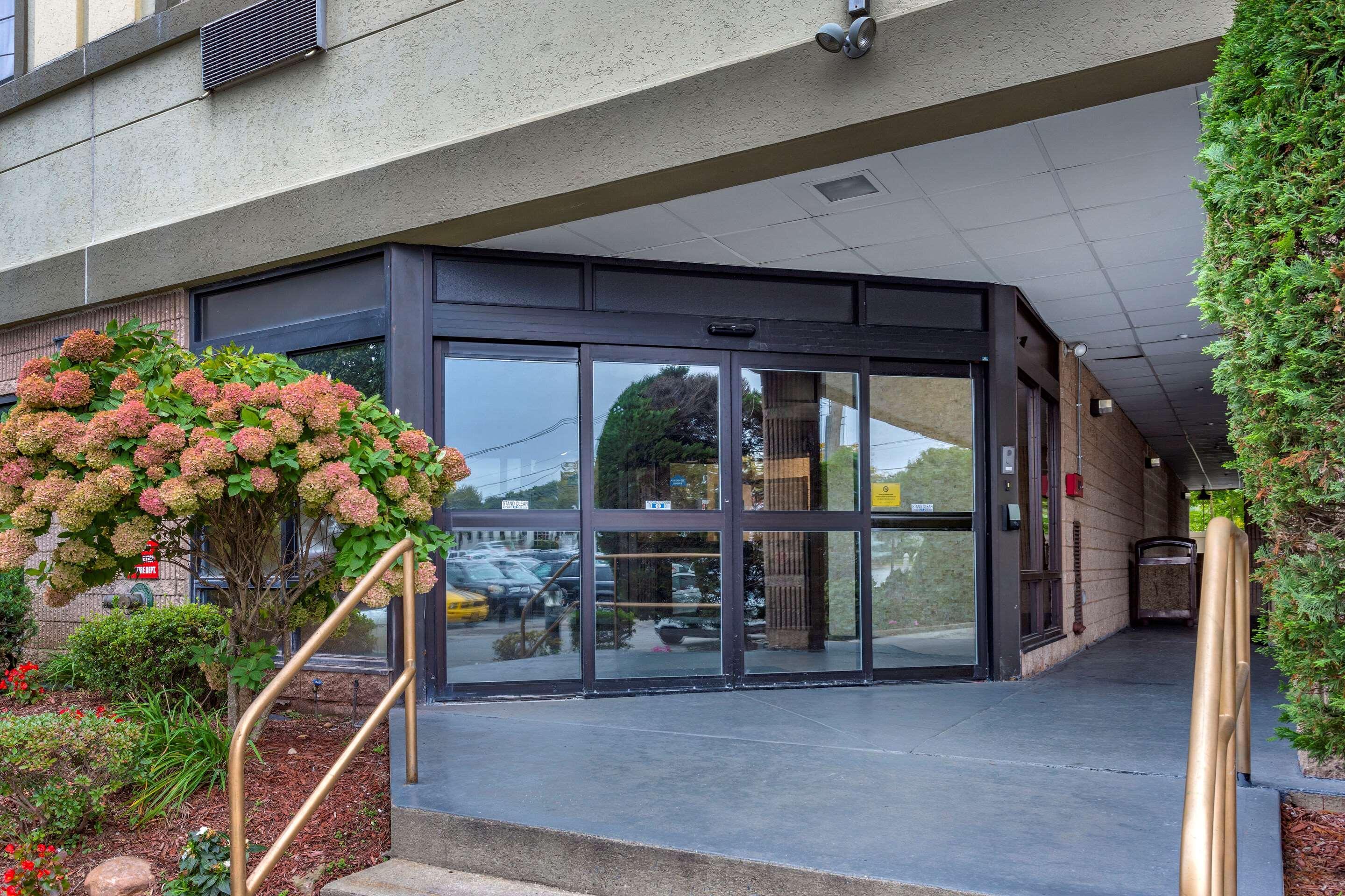 Comfort Inn Syosset-Long Island Exterior foto